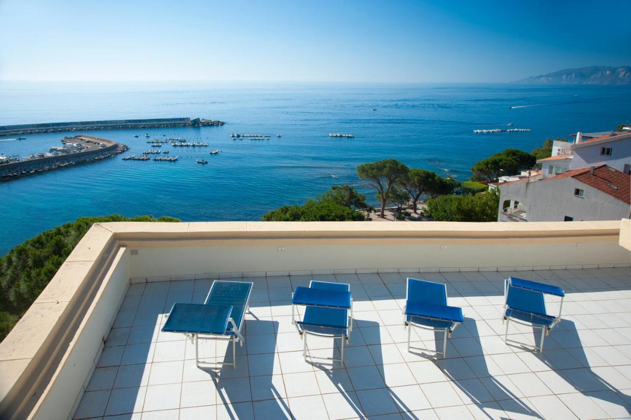 Albergo Miramare Cala Gonone Exterior photo