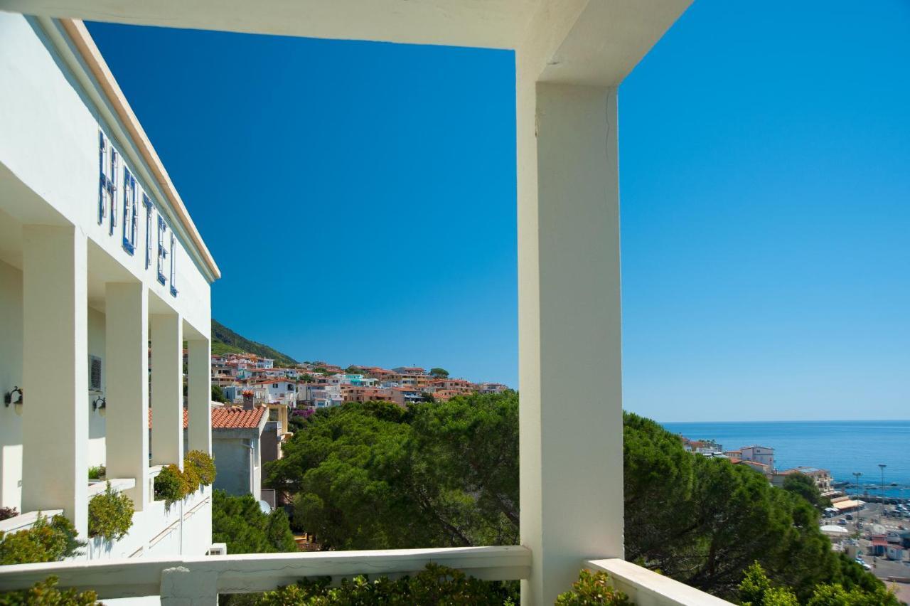 Albergo Miramare Cala Gonone Exterior photo